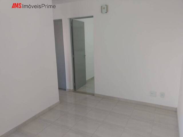 #AB220 - Apartamento para Venda em Taboão da Serra - SP