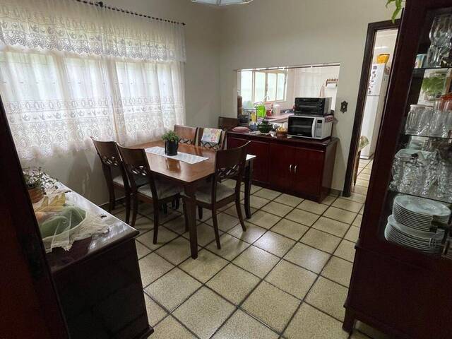 Casa para Venda em Jardim Umarizal - 15