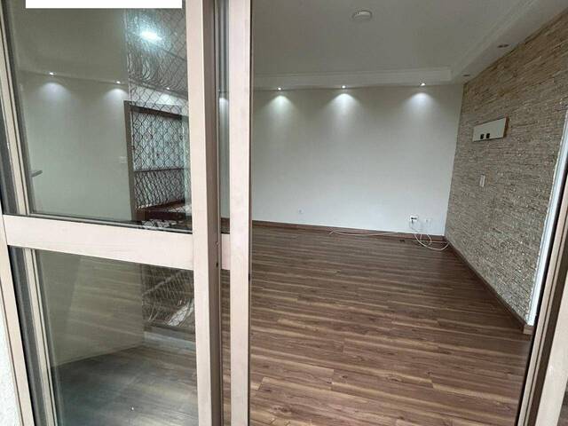 Apartamento para Venda em Chácara Agrindus - 4