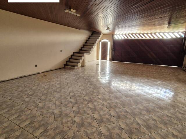 Casa para Venda em Jardim Batalha - 11