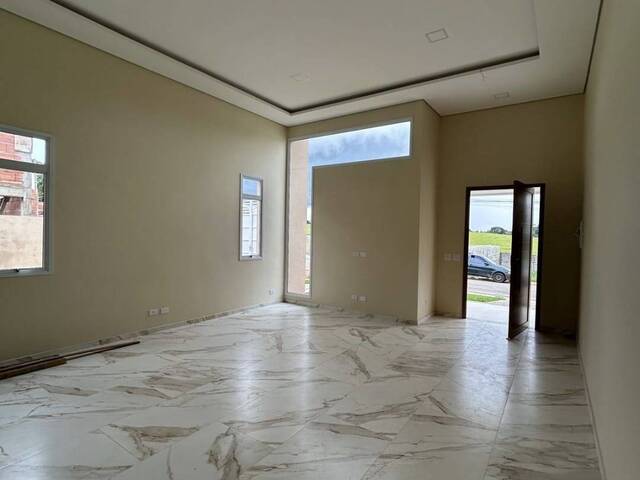 #648 André - Casa para Venda em Vargem Grande Paulista - SP - 2