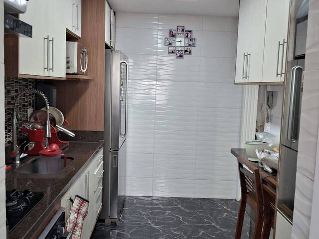 Apartamento para Venda em Chácara Agrindus - 7