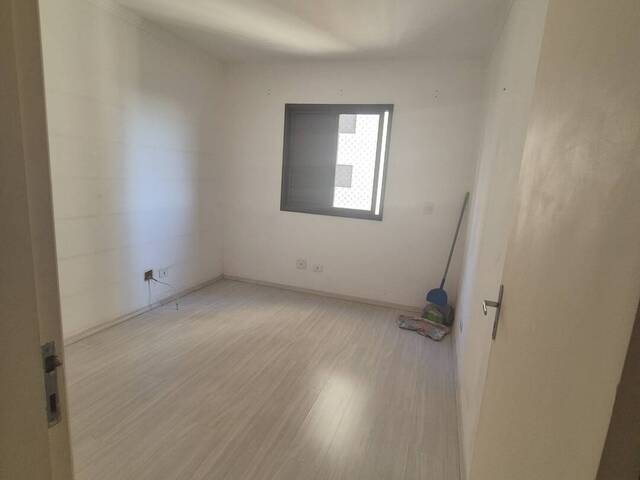 Apartamento para Venda em Chácara Agrindus - 7