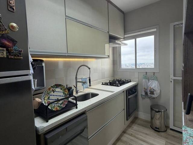 #714 - Apartamento para Venda em Taboão da Serra - SP