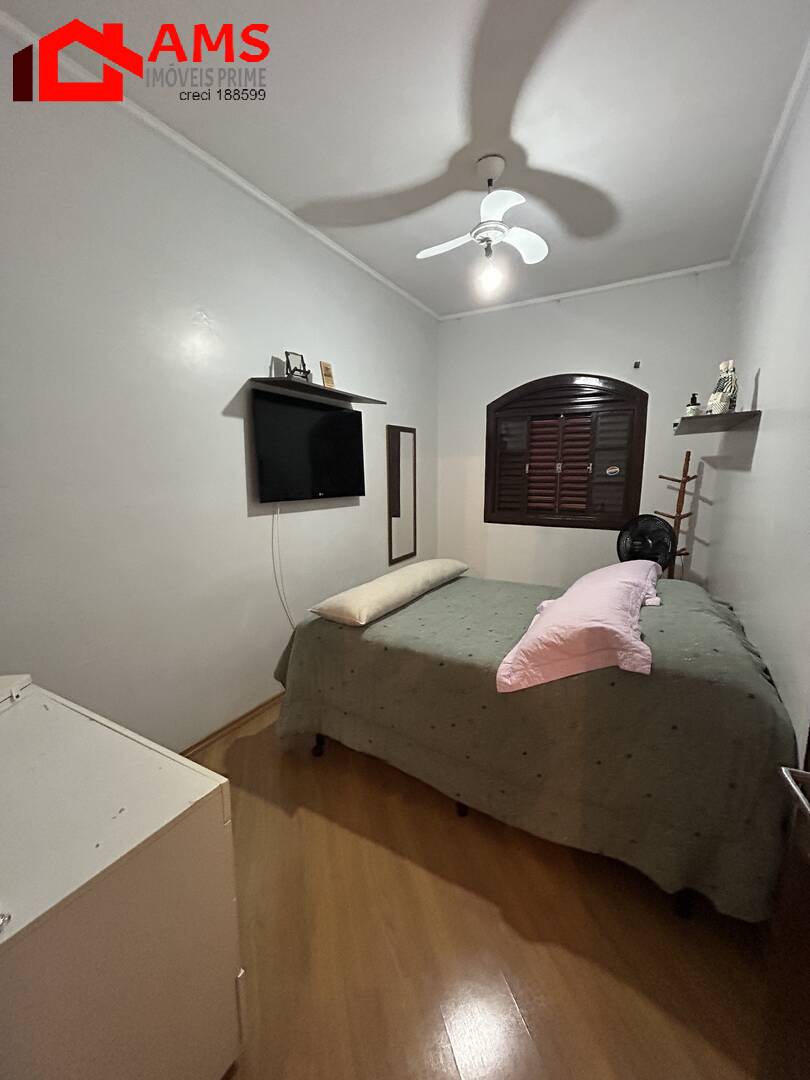 Casa para Venda em Taboão da Serra - 16